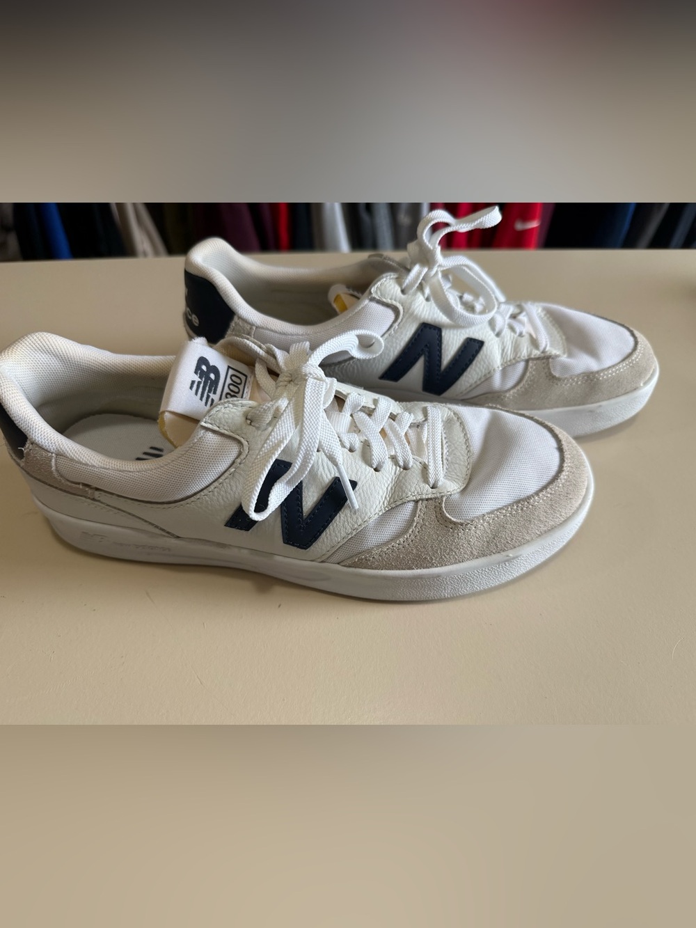 New Balance Men’s size 8 CT 300 Court Line White & Navy Casual Sneakers